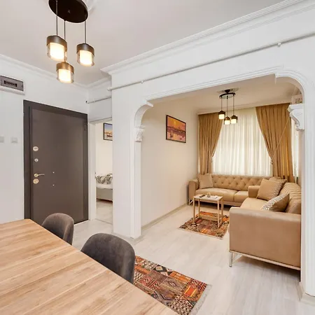 Littlehagiasophia House شقة اسطنبول