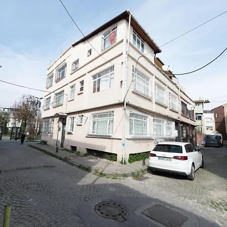 Littlehagiasophia House Apartment *